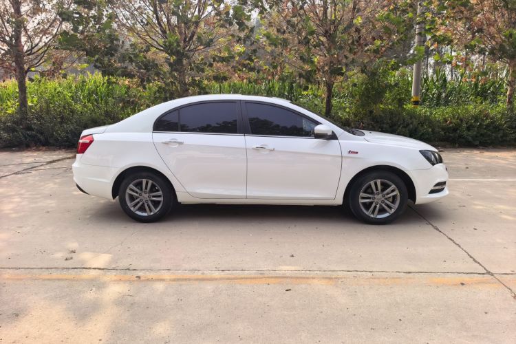 GEELY Emgrand 2017 car image #5