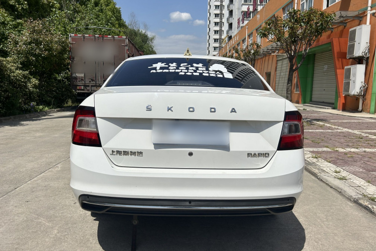 Skoda Rapid 2019 image de voiture #5