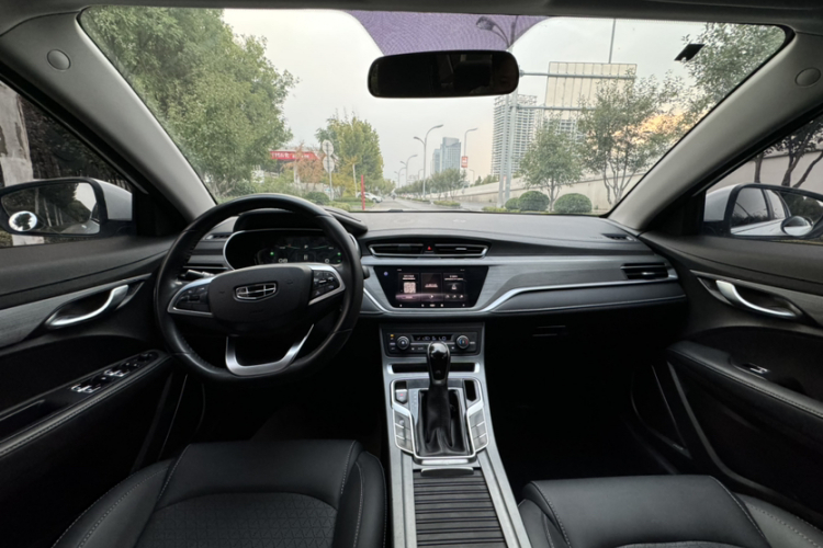 GEELY Emgrand 2021 #13 GEELY Emgrand 2021 imagem de carro #13