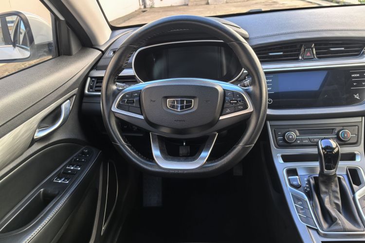 GEELY Emgrand 2019 #16 GEELY Emgrand 2019 car image #16