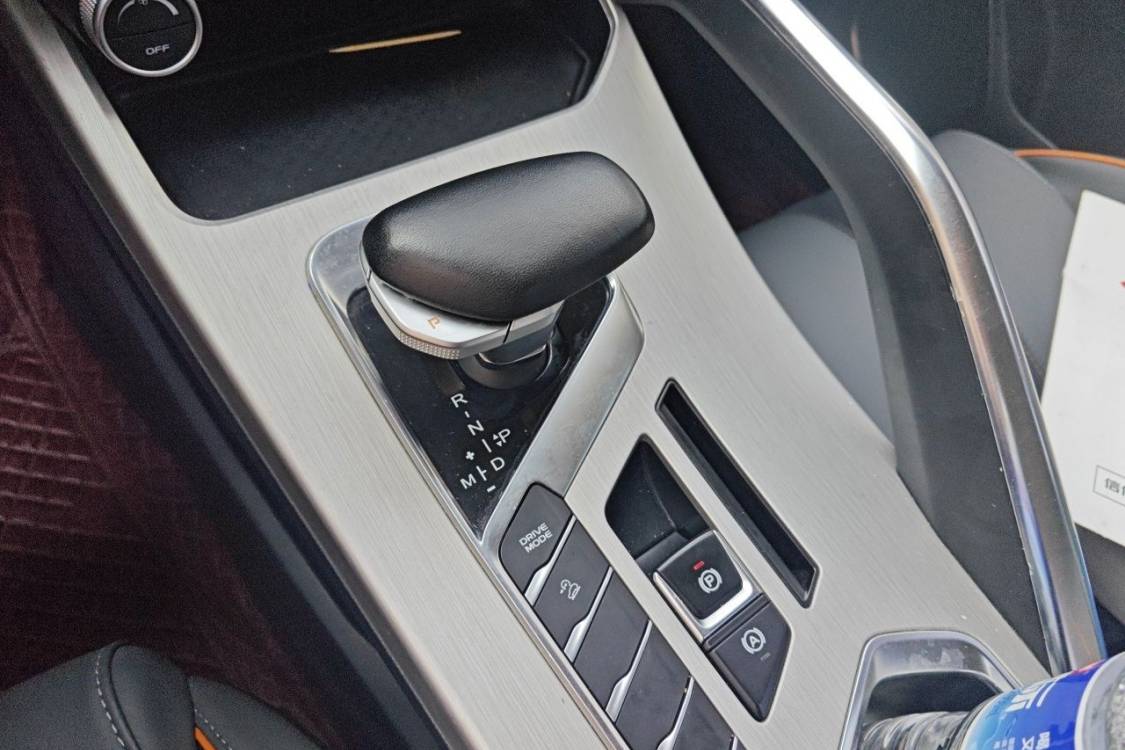 GEELY Coolray 2023 #27 GEELY Coolray 2023 car image #27