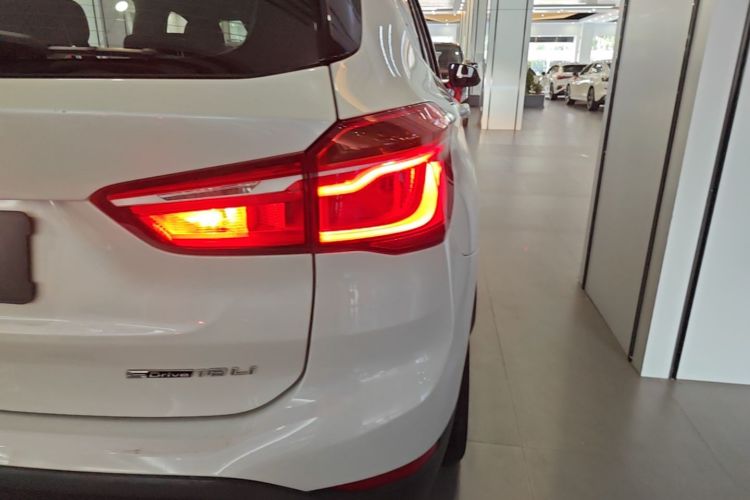 BMW X1 2018 immagine di auto #8