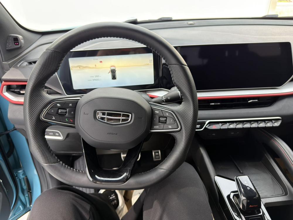 GEELY Coolray 2022 #15 GEELY Coolray 2022 car image #15