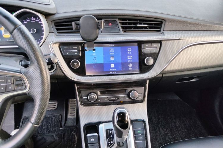 GEELY Emgrand GS 2017 #13 GEELY Emgrand GS 2017 car image #13