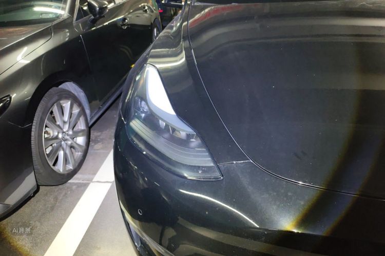 Tesla Model Y 2023 car image #8