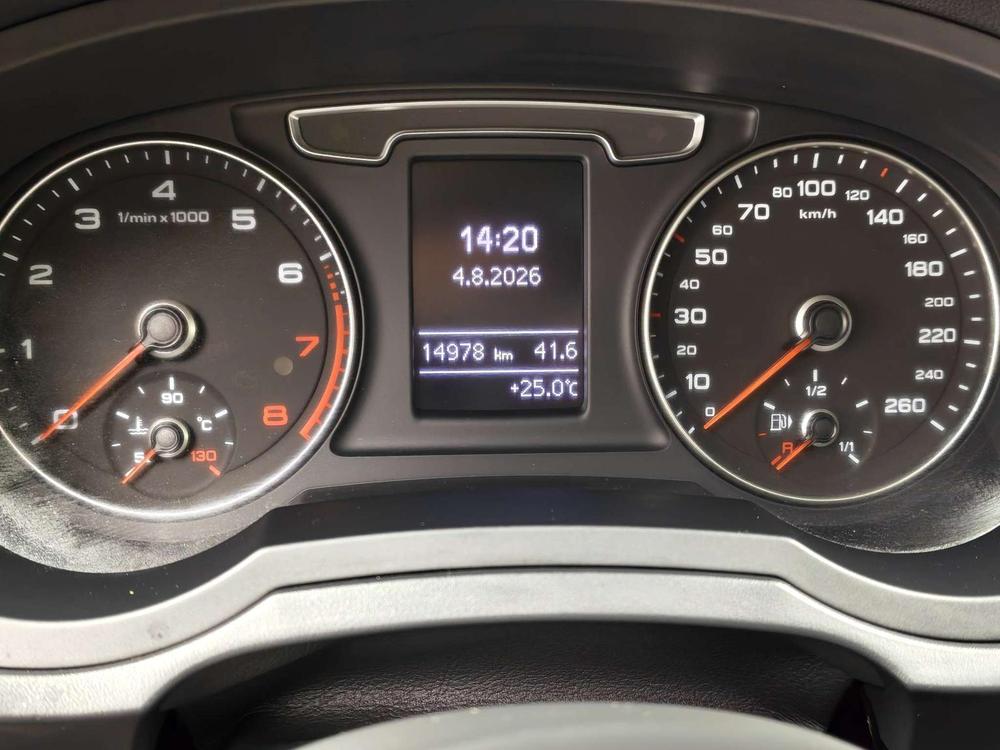 Audi Q3 2018 #12 Audi Q3 2018 car image #12