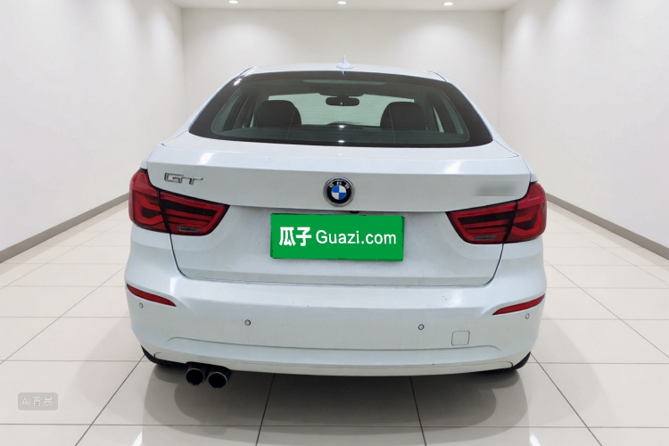 BMW 3 Series GT 2019 immagine di auto #6