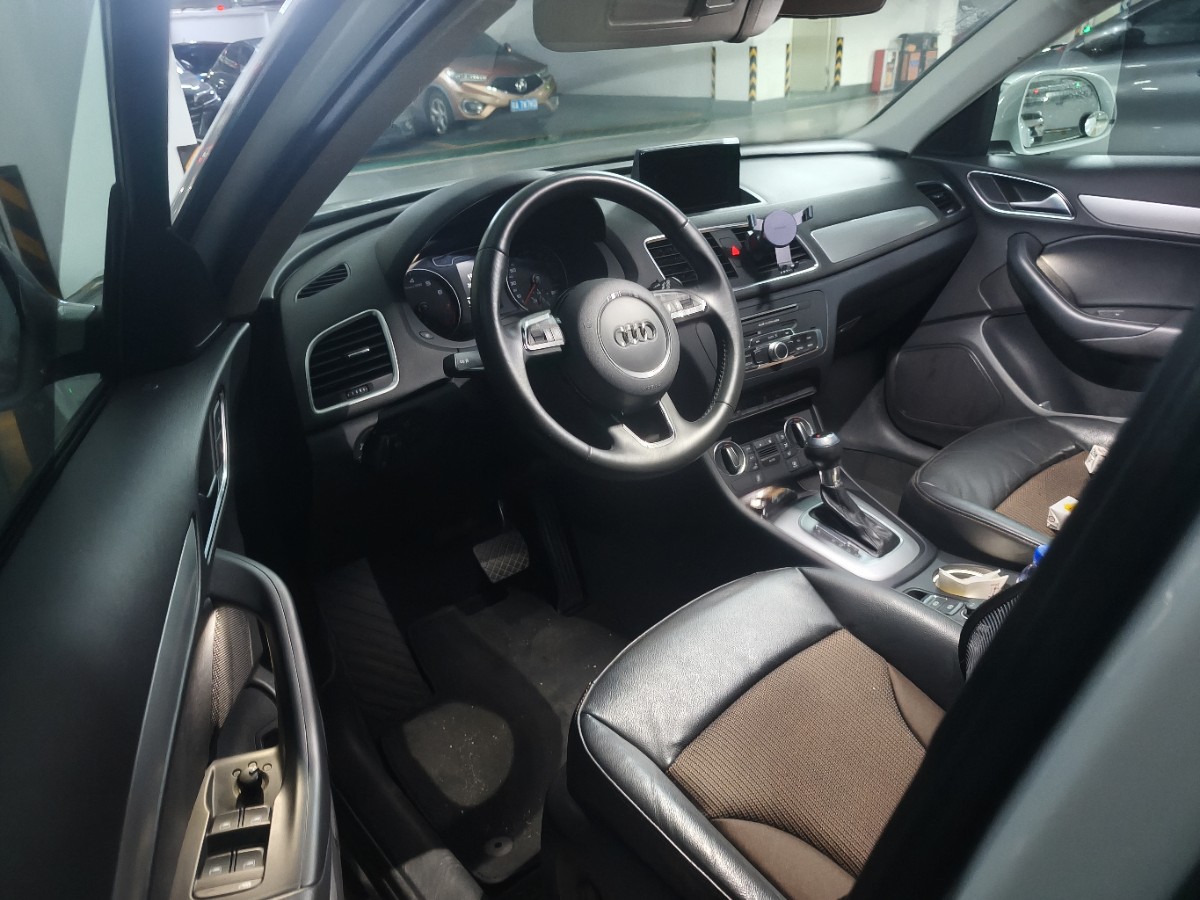 Audi Q3 2019 #5 Audi Q3 2019 صورة سيارة #5