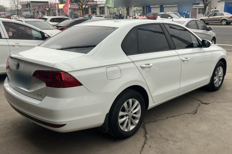 Volkswagen Bora 2016 car image #5