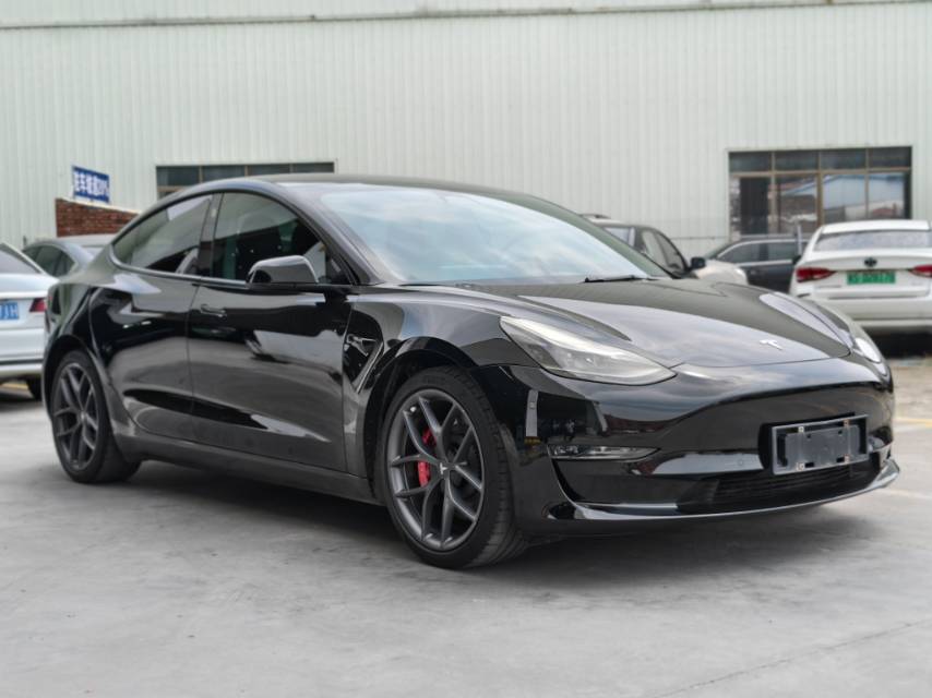 Tesla Model 3 2021 car image #2