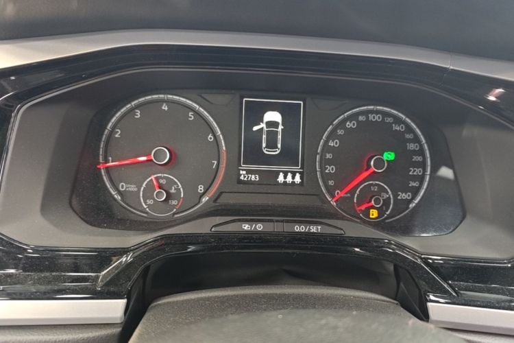 Volkswagen Polo 2022 immagine di auto #12