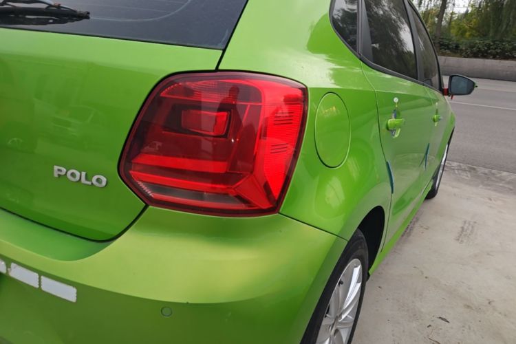 Volkswagen Polo 2015 #8 Volkswagen Polo 2015 car image #8