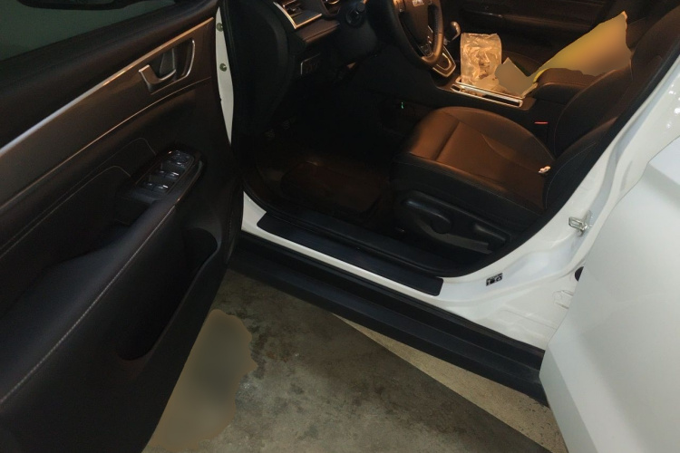 Haval M6 2024 #9 Haval M6 2024 car image #9