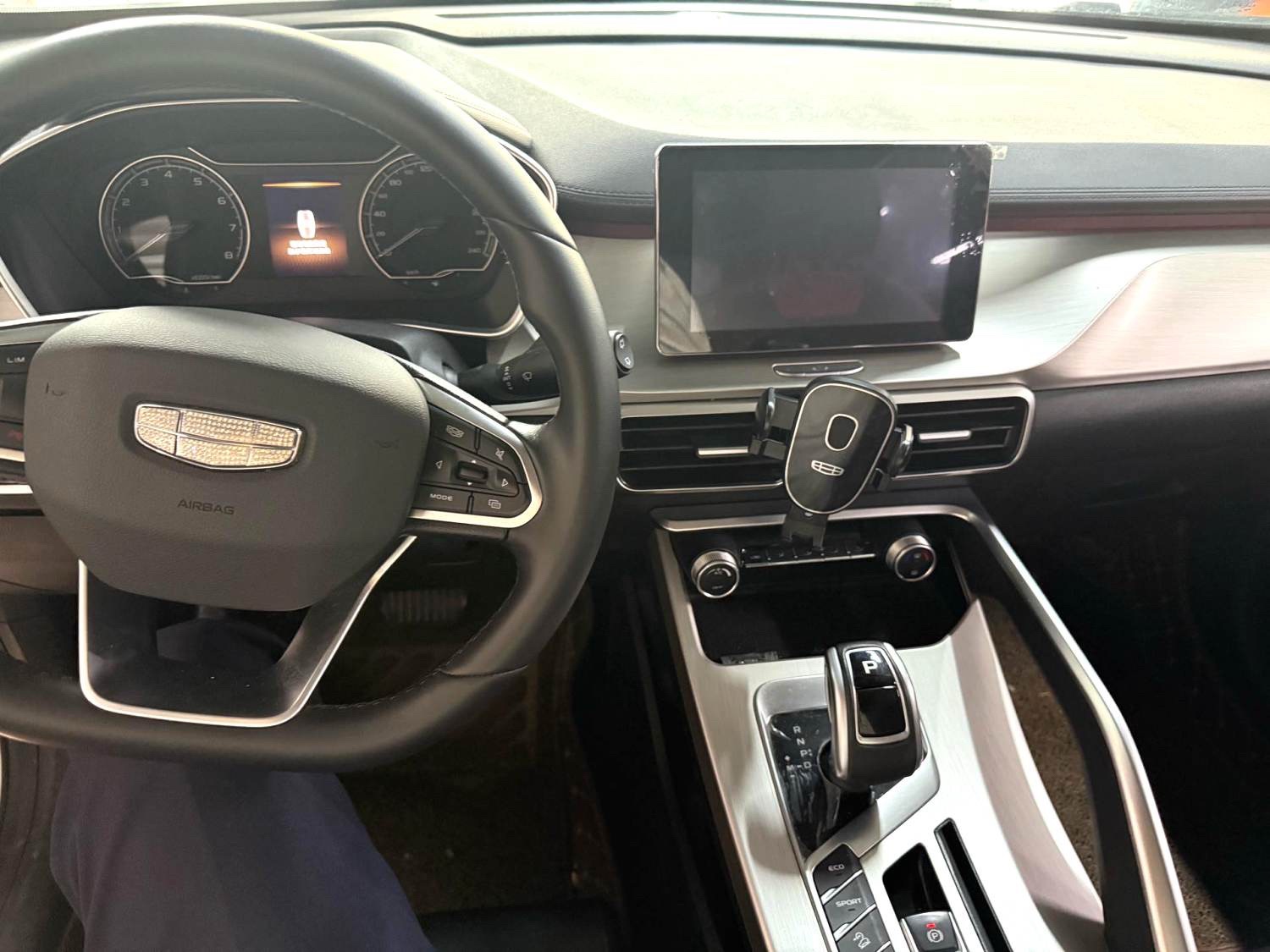 GEELY Coolray 2021 imagen de coche #2