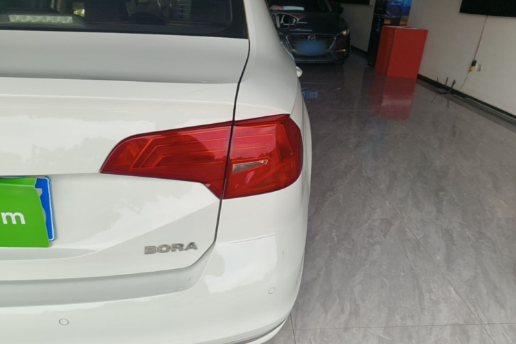 Volkswagen Bora 2018 car image #8