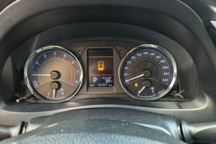 Toyota Corolla 2018 #13 Toyota Corolla 2018 car image #13