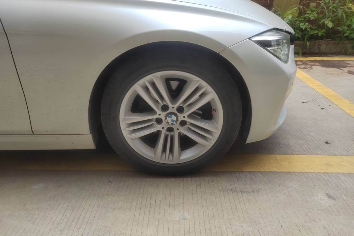 BMW 3 Series 2016 car image #9
