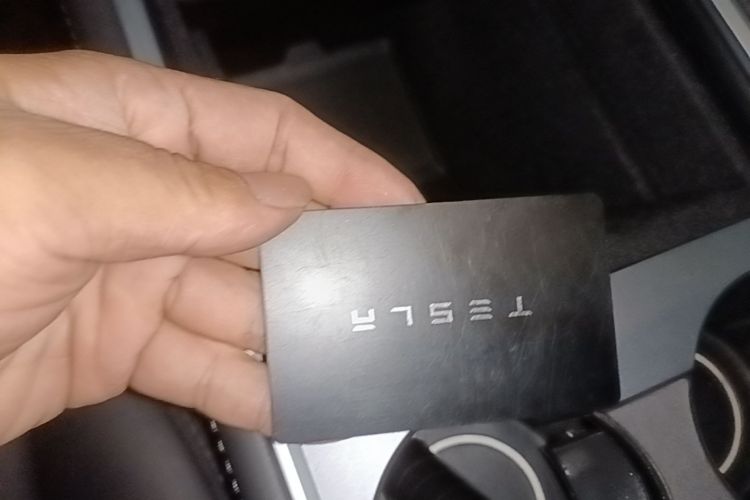Tesla Model Y 2021 #9 Tesla Model Y 2021 car image #9