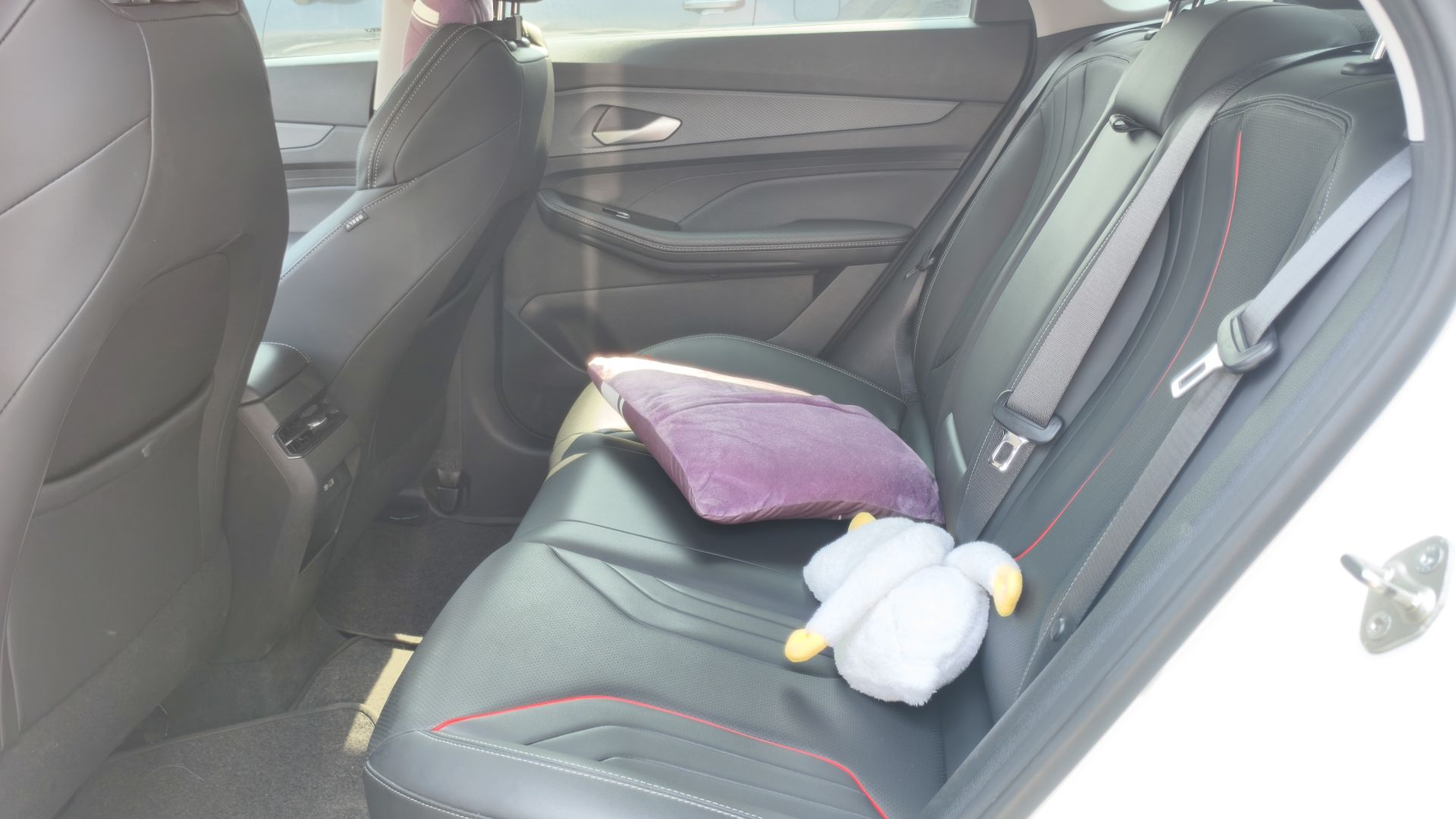 GEELY Binray 2023 #4 GEELY Binray 2023 صورة سيارة #4
