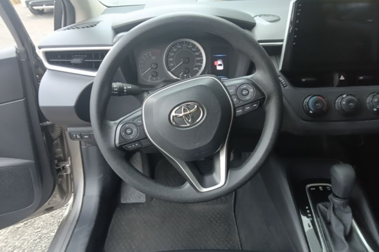 Toyota Corolla 2020 car image #11