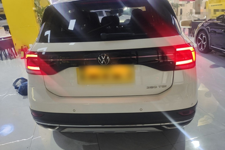 Volkswagen T-Cross 2021 #6 Volkswagen T-Cross 2021 car image #6