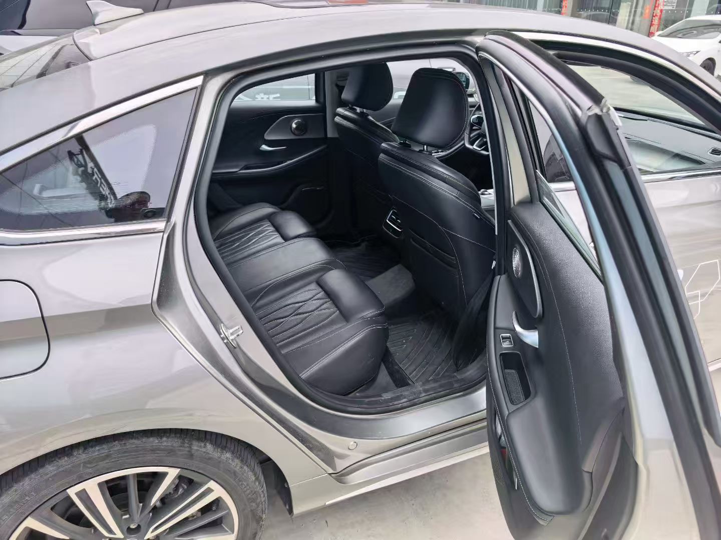 Chery Arrizo 8 2024 car image #5
