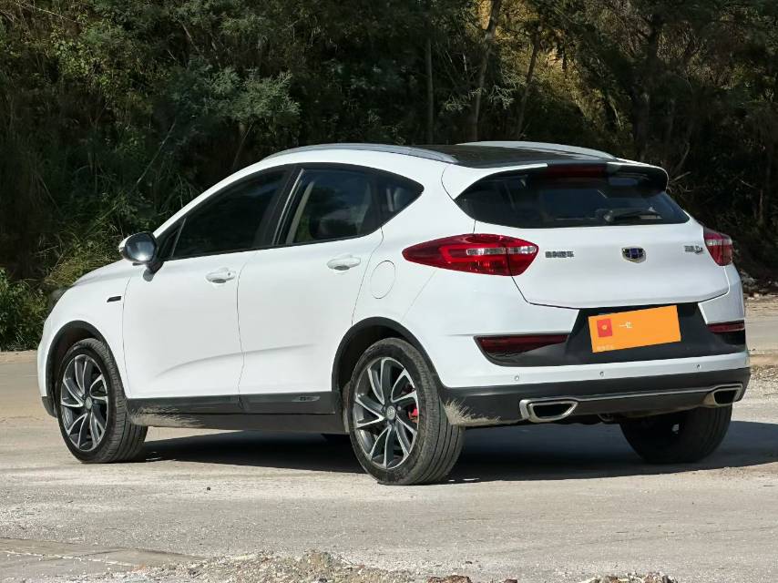 GEELY Emgrand GS 2017 #4 GEELY Emgrand GS 2017 car image #4