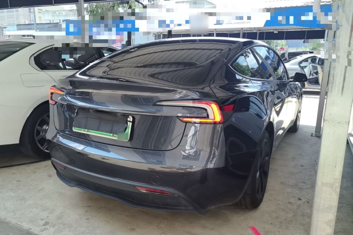 Tesla Model 3 2025 #2 Tesla Model 3 2025 car image #2