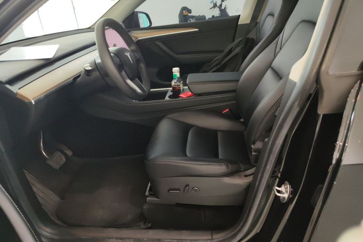 特斯拉 Model Y 2022 汽车图片 #18