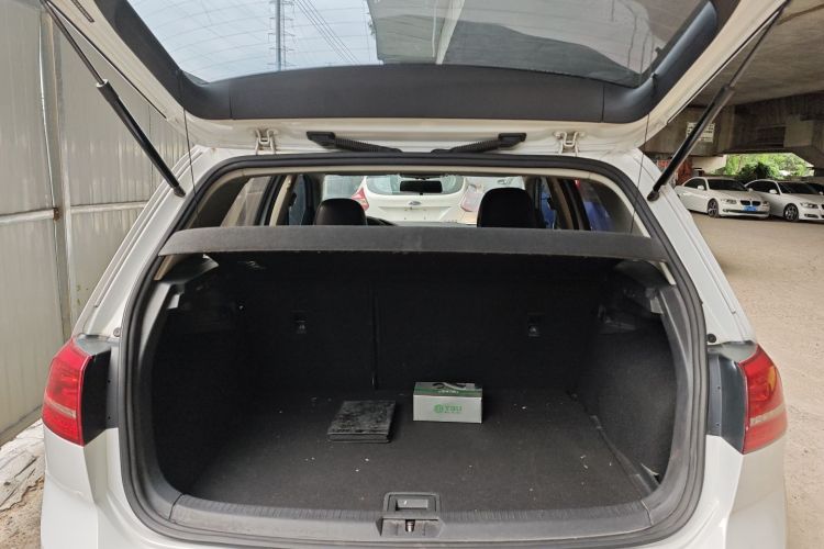 Volkswagen Golf 2015 صورة سيارة #19