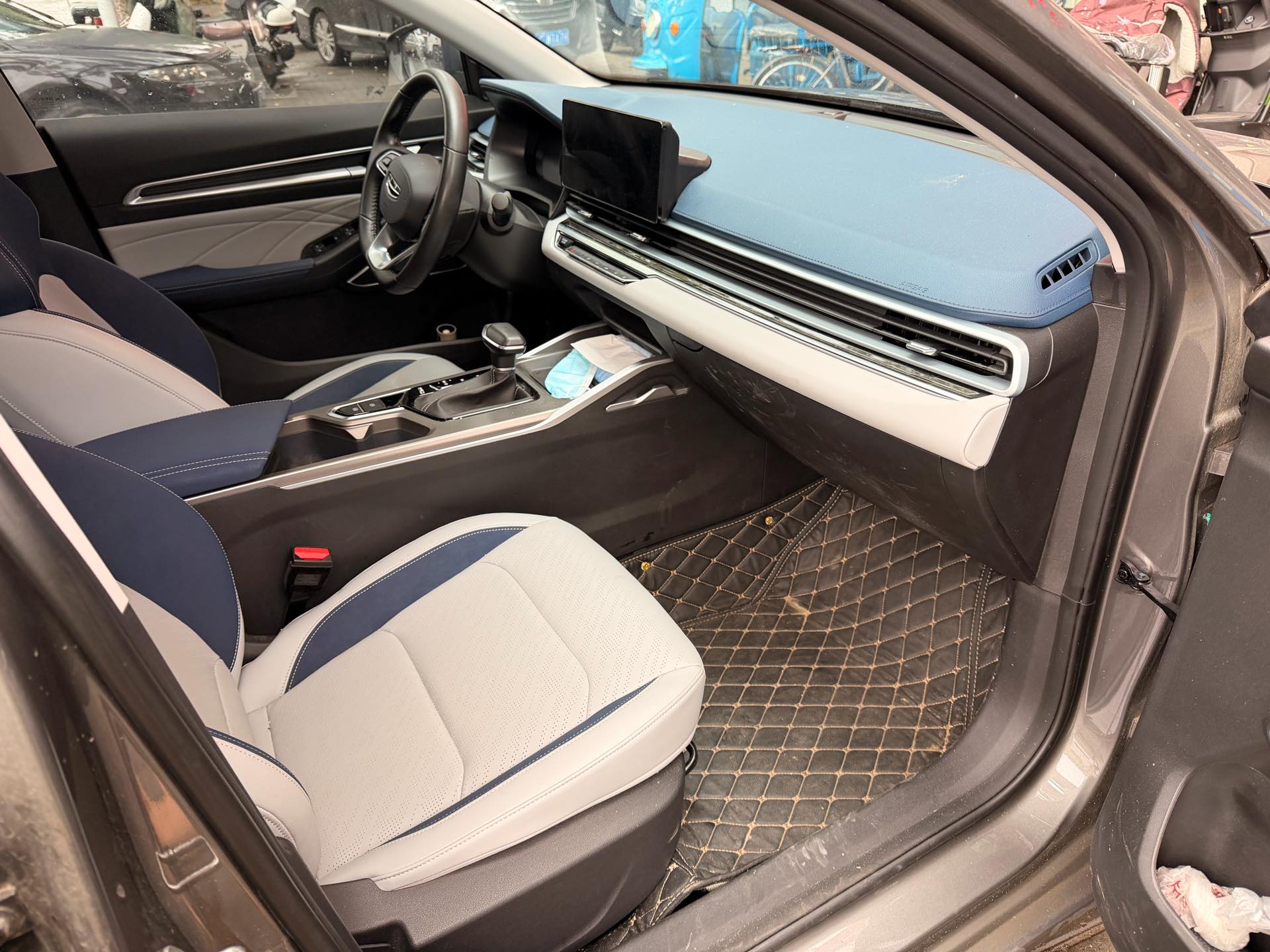 GEELY Emgrand 2022 car image #5