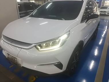 BYD Yuan Pro 2021 BYD Yuan Pro 2021 صورة سيارة