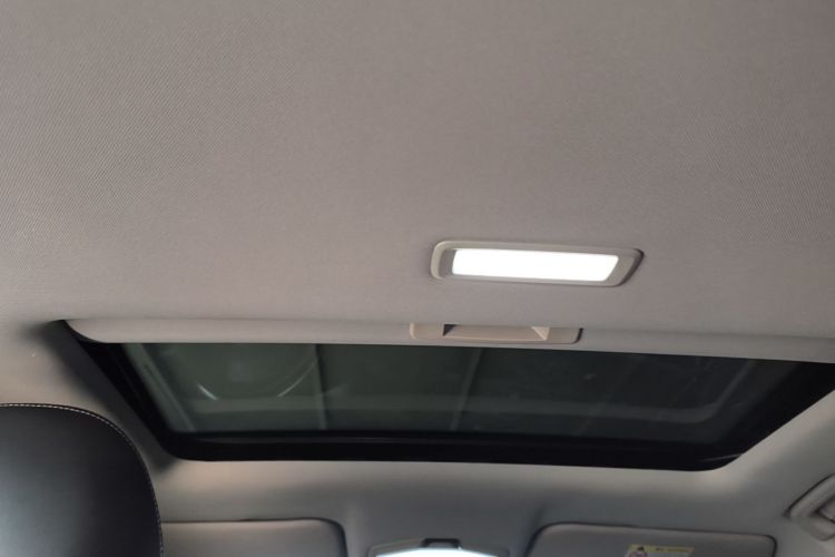 GEELY Emgrand 2022 car image #18