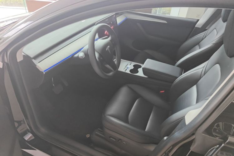 Tesla Model Y 2023 #16 Tesla Model Y 2023 immagine di auto #16