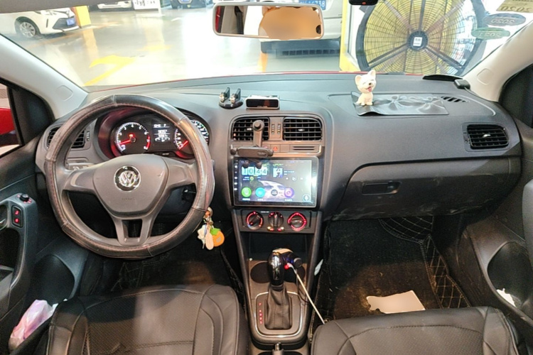Volkswagen Polo 2018 car image #10