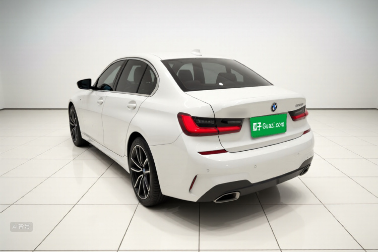 BMW 3 Series 2021 car image #5
