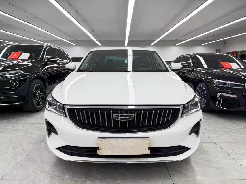 2023 car image #2