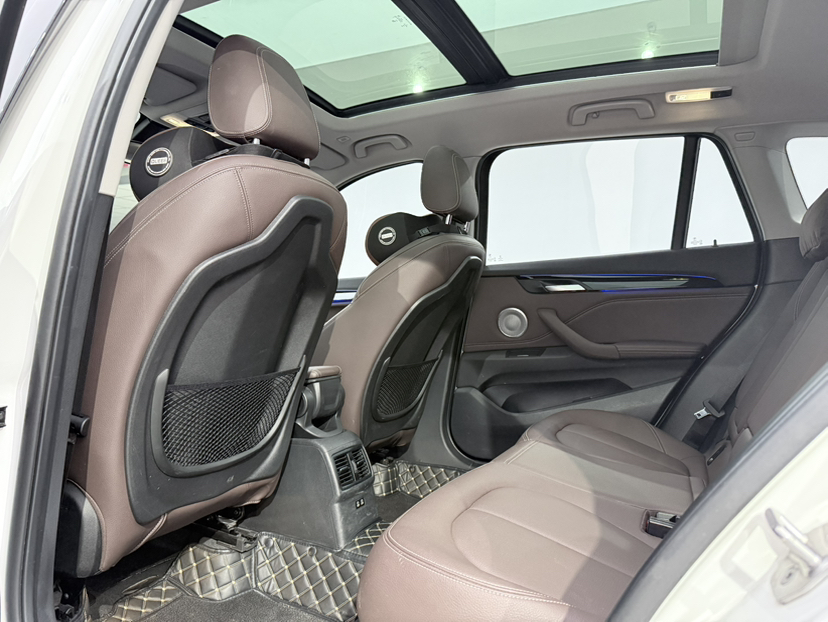 BMW X1 2023 #12 BMW X1 2023 صورة سيارة #12