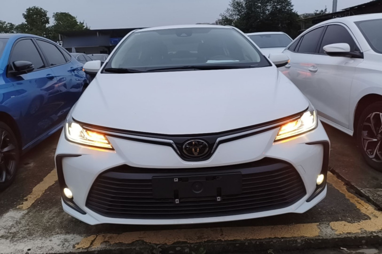 Toyota Corolla 2021 #3 Toyota Corolla 2021 car image #3