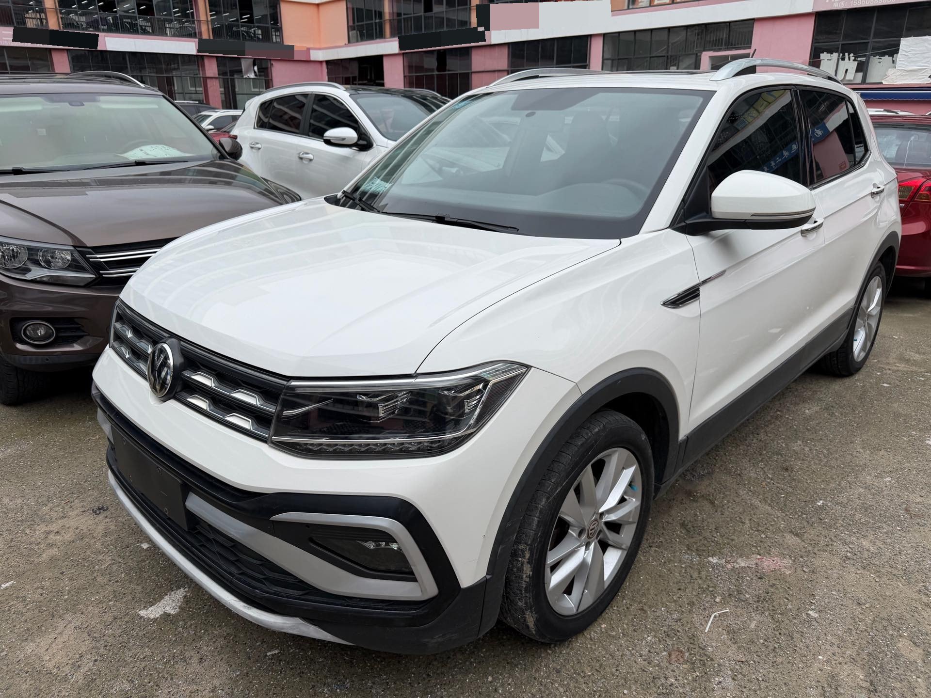Volkswagen T-Cross 2020 Volkswagen T-Cross 2020 car image