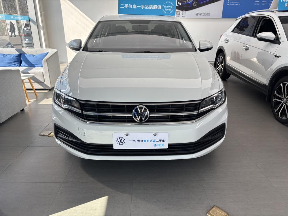 Volkswagen Bora 2022 car image #2