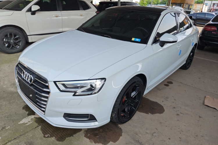 Audi A3 2020 immagine di auto #2