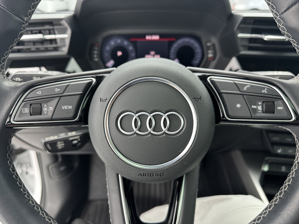 Audi A3 2023 immagine di auto #13