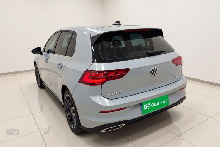 Volkswagen Golf 2021 car image #5