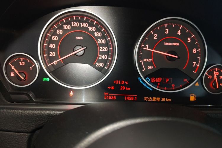 BMW 3 Series 2017 car image #12