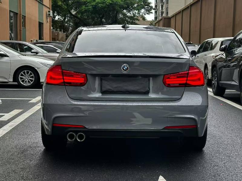 BMW 3 Series 2018 #8 BMW 3 Series 2018 car image #8