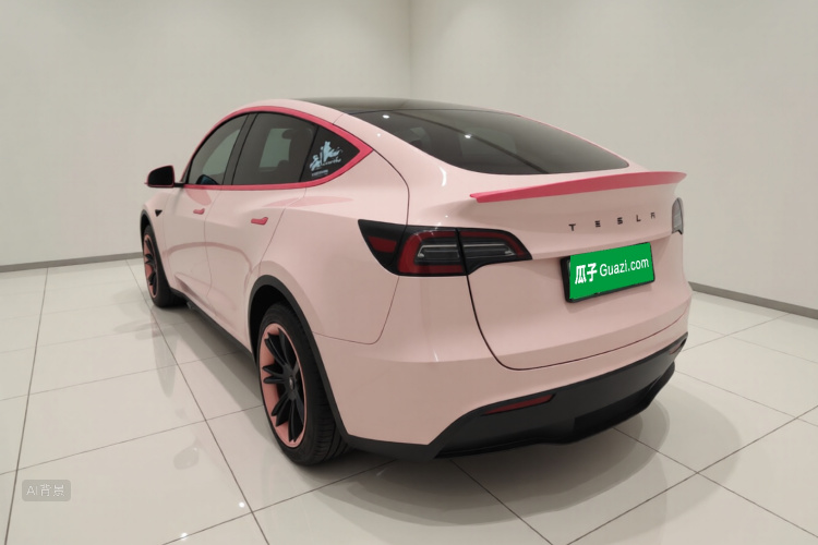 Tesla Model Y 2023 #5 Tesla Model Y 2023 car image #5