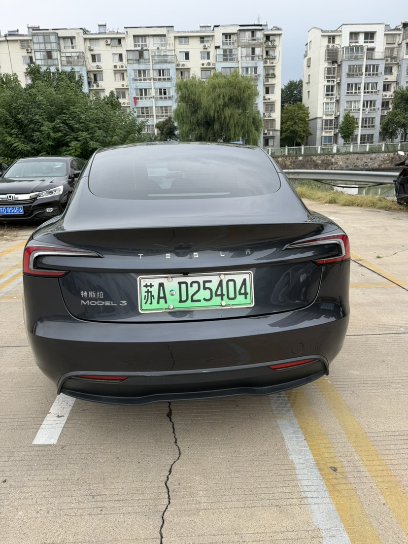 Tesla Model 3 2024 #4 Tesla Model 3 2024 car image #4