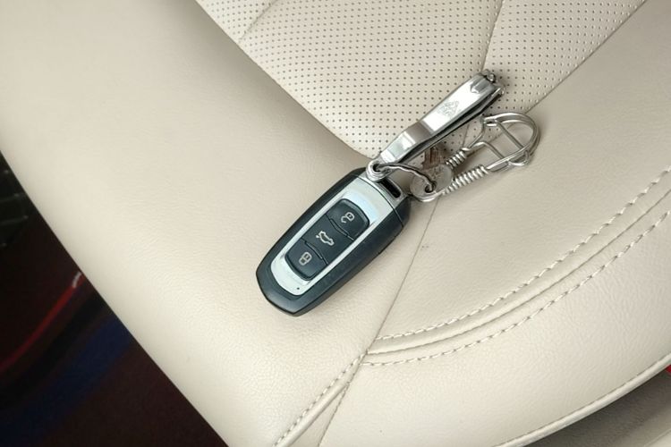 GEELY Emgrand 2017 #9 GEELY Emgrand 2017 car image #9