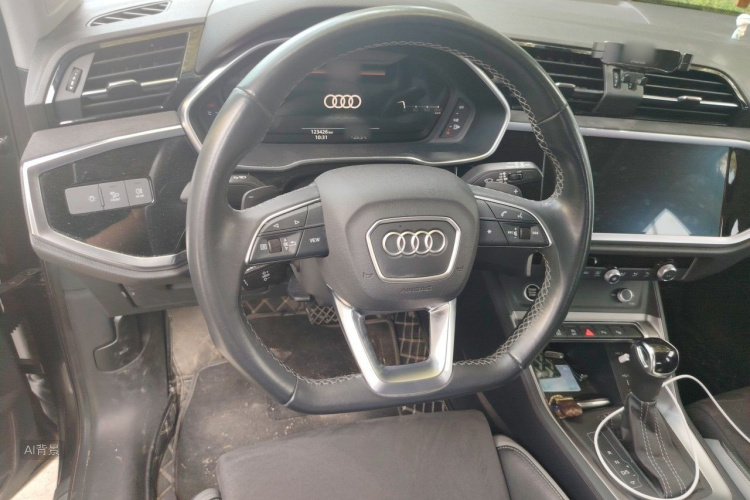 Audi Q3 2022 #12 Audi Q3 2022 car image #12